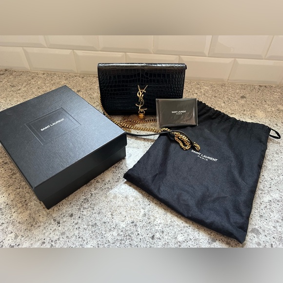 Saint Laurent Kate Medium Tassel in Crocodile Embossed Black Leather - Picture 11 of 15